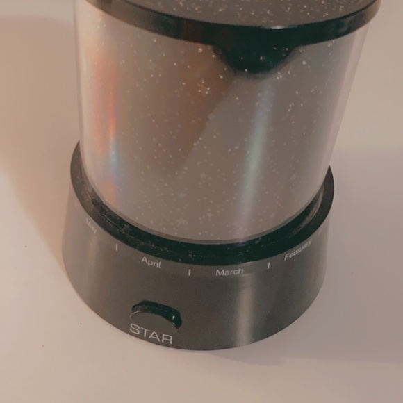 LED Star Lights Projector - Picture 2 of 4